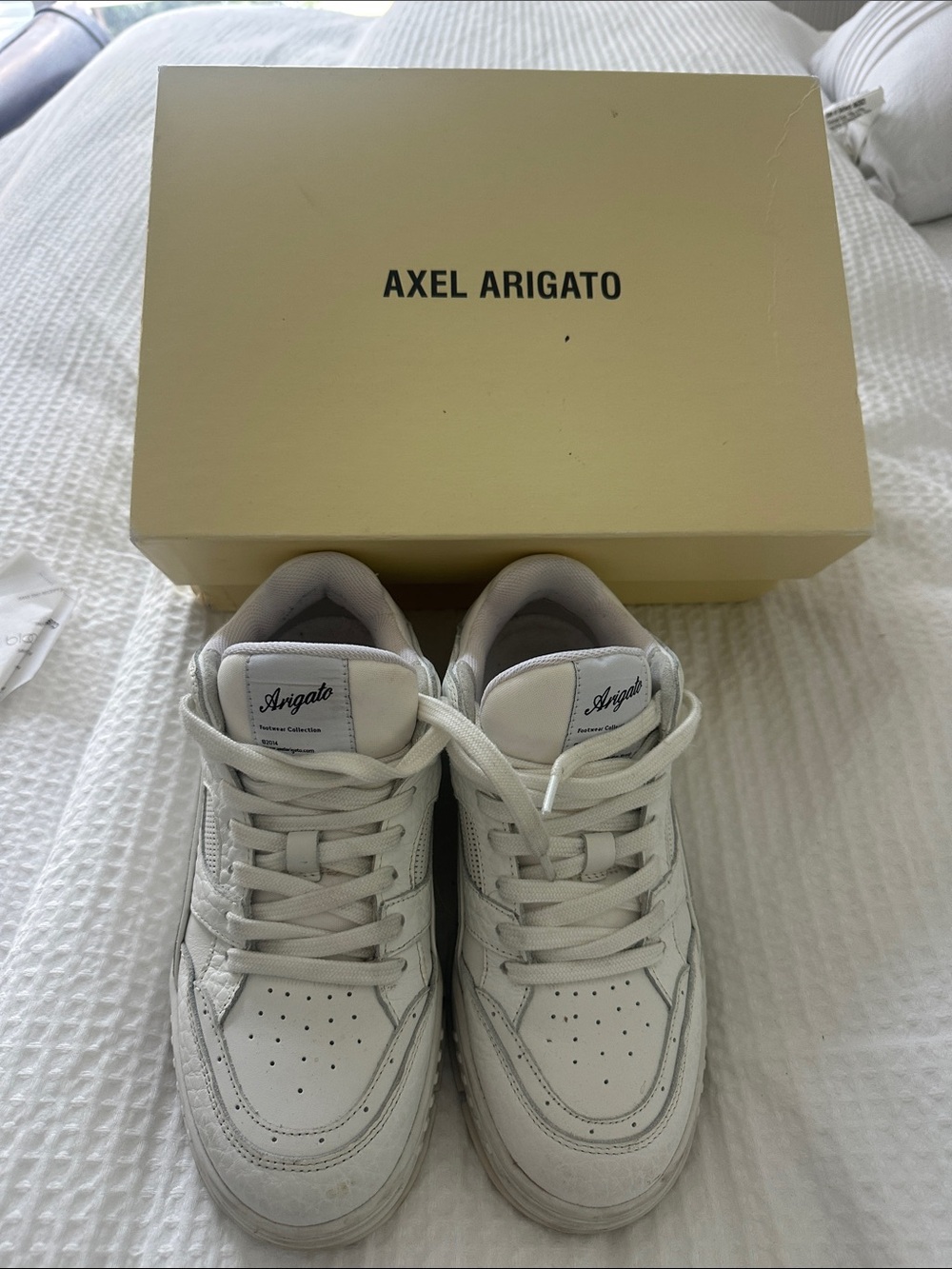 Axel Arigato White Low-Top Leather Sneakers